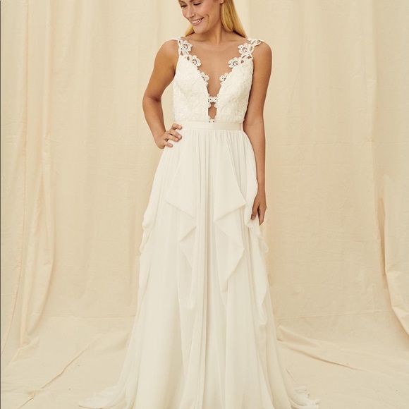 Truvelle Julie Wedding Dress